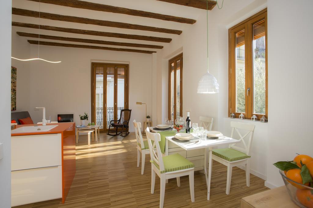 Balcon De Manet Apartment บาเลนเซีย ภายนอก รูปภาพ